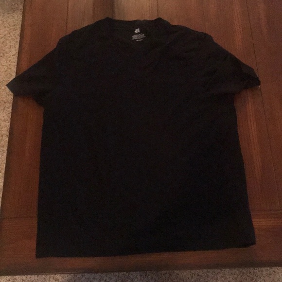 H&M Black V Neck Tee - Picture 1 of 2